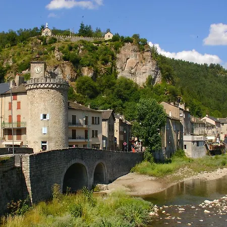 Village de vacances Domaine Aigoual Cevennes 3*