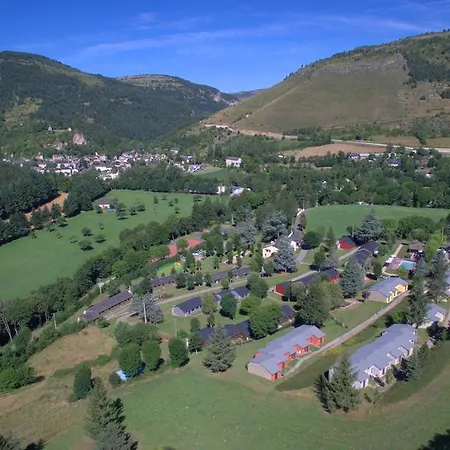 Village de vacances Domaine Aigoual Cevennes 3*