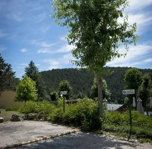 Domaine Aigoual Cevennes 3* Meyrueis